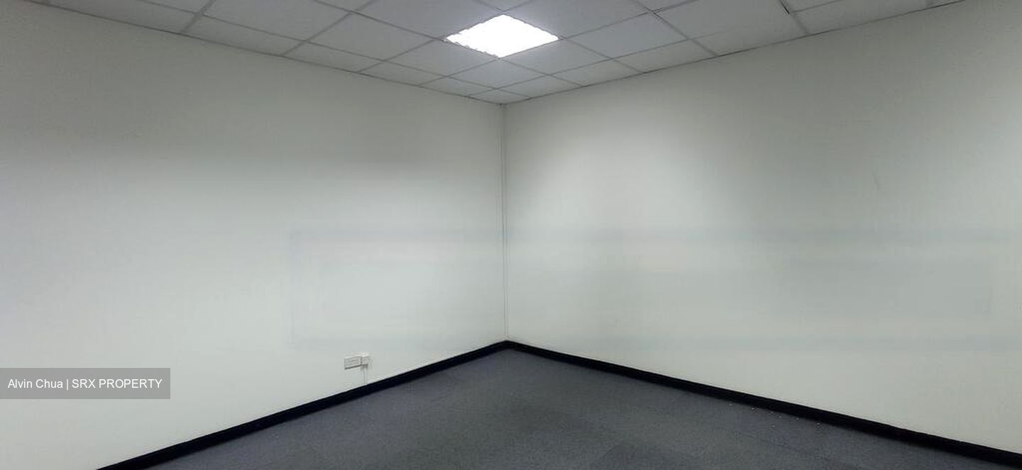 The Gemini (D5), Office #474852761